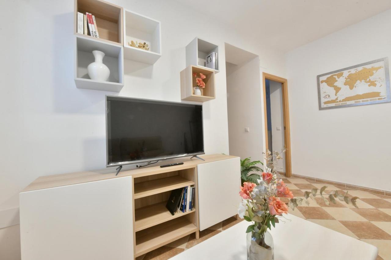 Ms4 Apartamentos Nervion Para 4 Personas Sevilla Kültér fotó